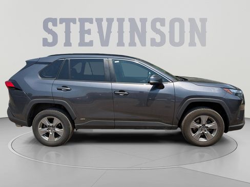 Used 2023 Toyota RAV4 XLE AWD/4WD image 6