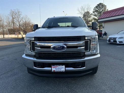 Used 2018 Ford F250 XLT image 2