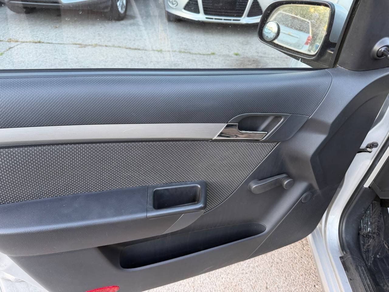 Used 2008 Chevrolet Aveo LS FWD image 13