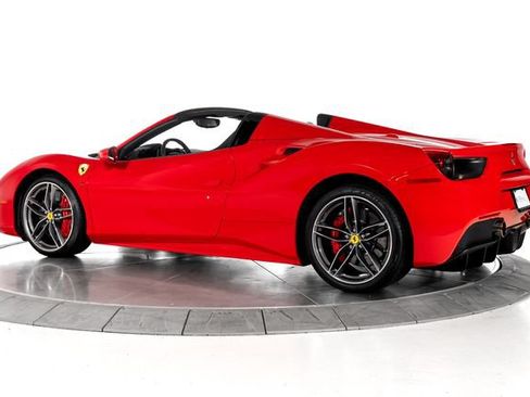 Certified 2017 Ferrari 488 Spider RWD image 7