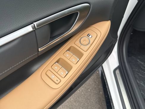 New 2026 Hyundai Sonata Limited FWD image 11