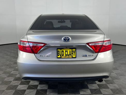 Used 2016 Toyota Camry LE image 7