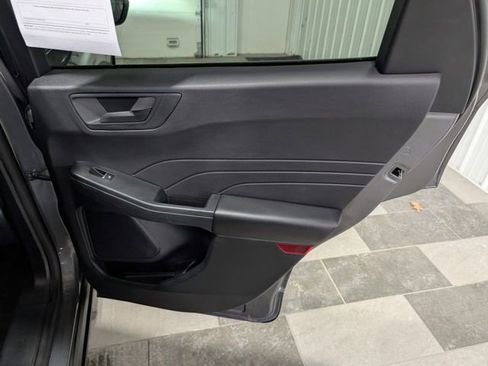 Used 2025 Ford Escape Active image 24