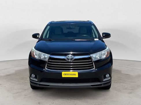 Used 2015 Toyota Highlander Limited w/ Driver Technology Package AWD/4WD image 2