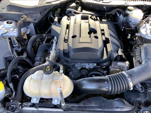 Used 2019 Ford Mustang Premium image 32