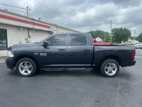 Used 2015 RAM 1500 Express AWD/4WD image 8