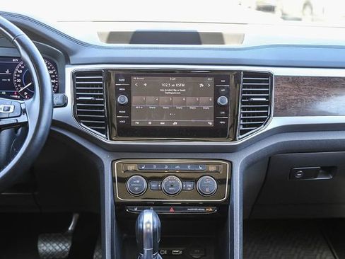 Used 2018 Volkswagen Atlas SEL Premium AWD/4WD image 14