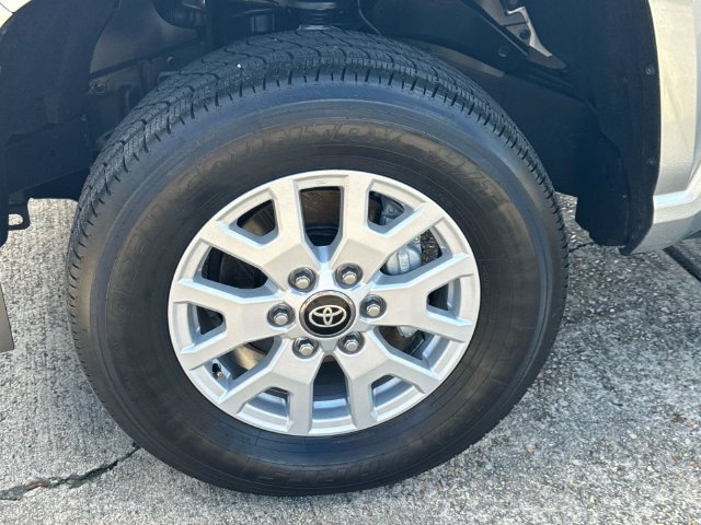 Used 2025 Toyota Tacoma SR RWD image 5