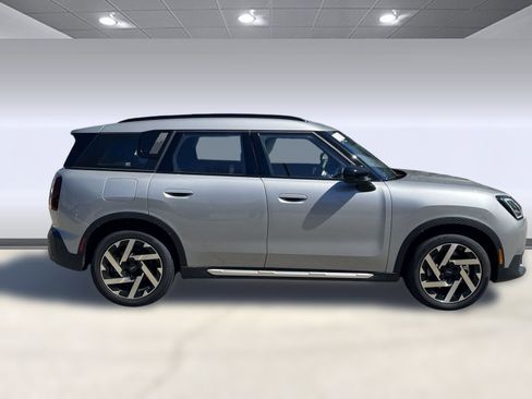 Used 2025 MINI Cooper Countryman S image 8