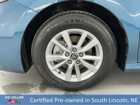 Used 2025 Toyota Camry LE image 18