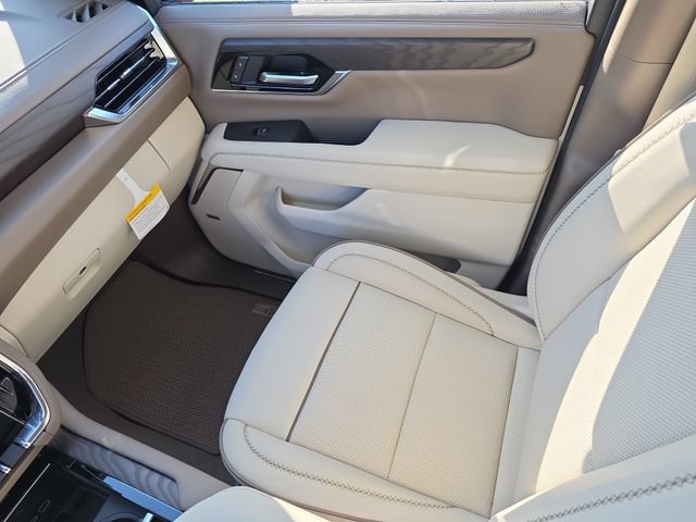 New 2026 GMC Yukon Denali AWD/4WD image 16