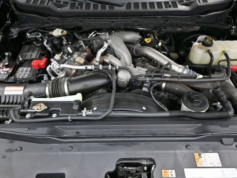 Used 2025 Ford F250 Platinum image 54