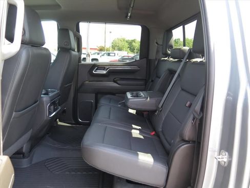 Used 2024 Chevrolet Silverado 1500 LTZ w/ Technology Package AWD/4WD image 16