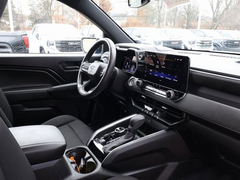 Used 2024 Chevrolet Colorado Trail Boss w/ Advanced Trailering Package image 36