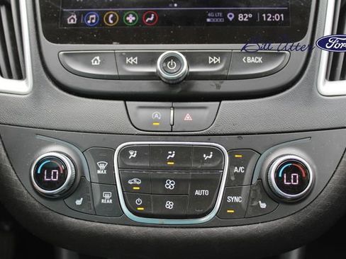 Used 2024 Chevrolet Malibu LT FWD image 16