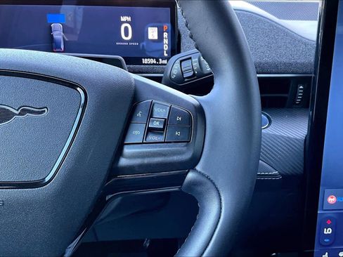 Used 2023 Ford Mustang Mach-E Premium image 24