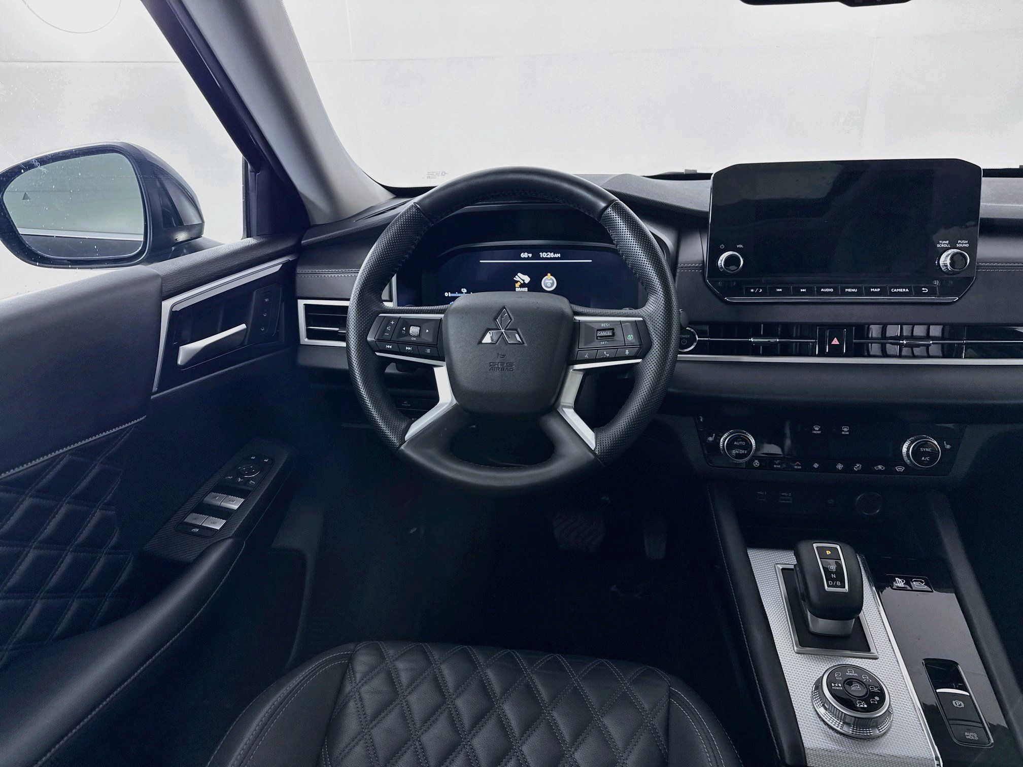 Used 2025 Mitsubishi Outlander 4WD Plug-In Hybrid image 23