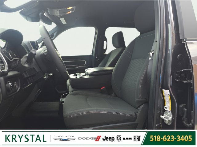 Certified 2025 RAM 2500 Big Horn AWD/4WD image 9