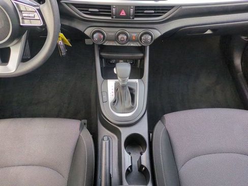 Used 2023 Kia Forte Sedan FWD image 18