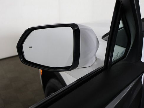 Used 2024 Chevrolet Blazer LT w/ Convenience Package image 31