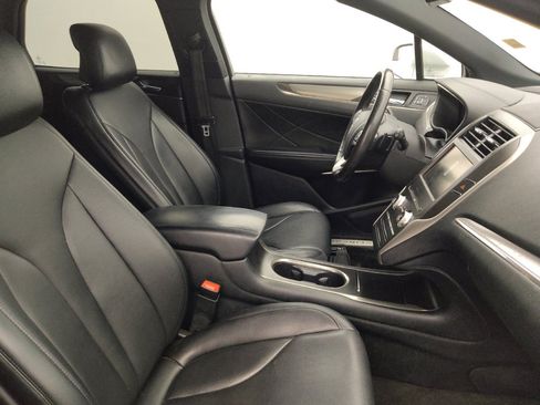 Used 2015 Lincoln MKC FWD image 21