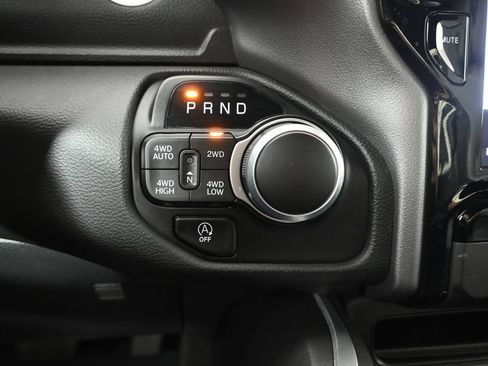 Used 2023 RAM 1500 Big Horn AWD/4WD image 31