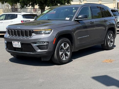 Used 2024 Jeep Grand Cherokee Limited 4xe AWD/4WD image 3