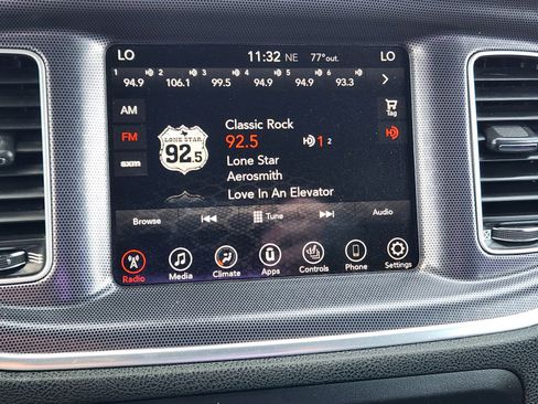 Used 2017 Dodge Charger SXT w/ Rallye Group image 6