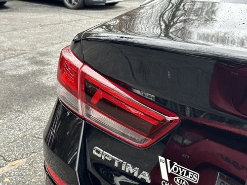 Used 2020 Kia Optima Premium image 21