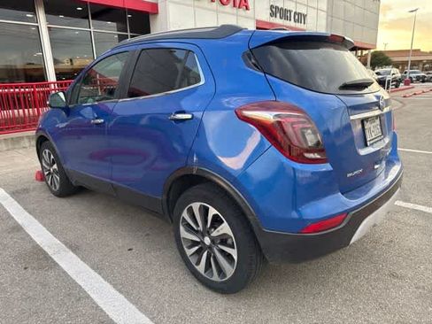Used 2018 Buick Encore Essence FWD image 1