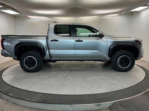 New 2026 Toyota Tacoma TRD Off-Road image 6