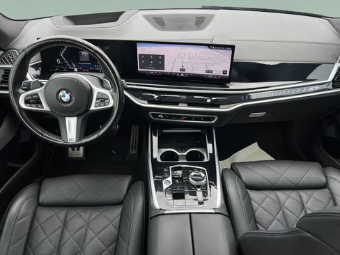 Used 2024 BMW X7 xDrive40i w/ Executive Package AWD/4WD image 9