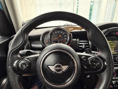 Used 2015 MINI Cooper S FWD image 23