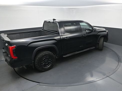 Used 2025 Toyota Tundra SR5 w/ SR5 Premium Package AWD/4WD image 36