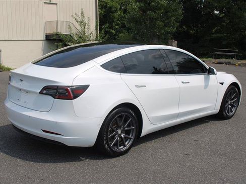 Used 2018 Tesla Model 3 Mid Range RWD image 7
