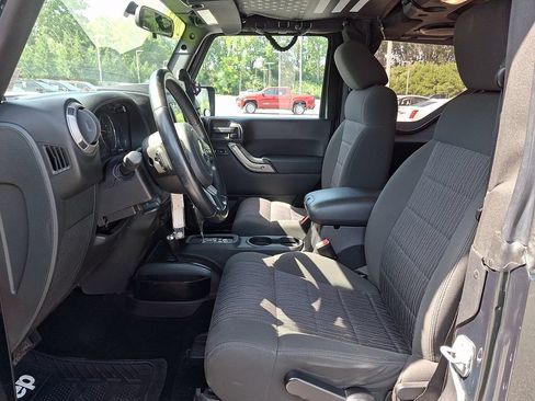 Used 2012 Jeep Wrangler Sport AWD/4WD image 13