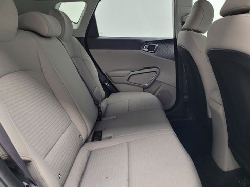 Used 2020 Kia Soul S FWD image 19