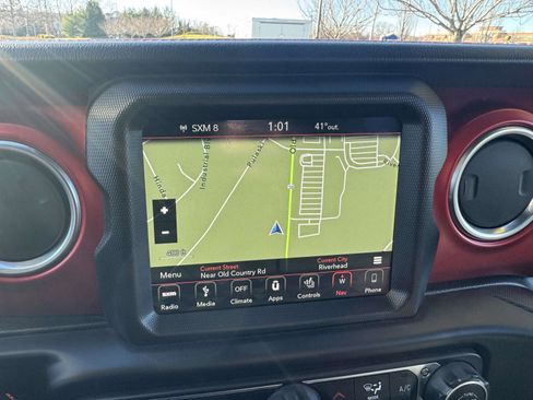 Used 2019 Jeep Wrangler Unlimited Rubicon w/ Dual Top Group image 25