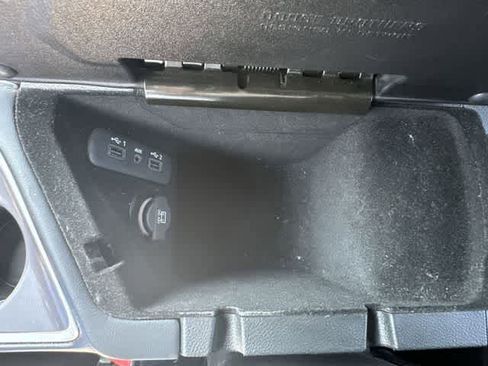 Used 2022 Dodge Challenger GT RWD image 15