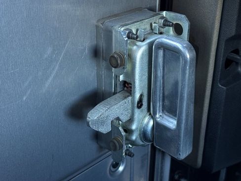 Used 2023 Chevrolet Brightdrop 600 w/ Active Safety Package 2 image 12