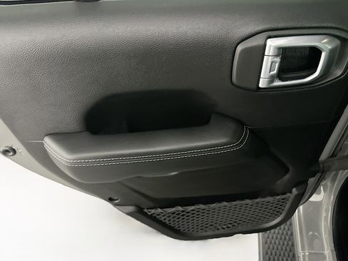 Used 2023 Jeep Wrangler Sahara w/ Cold Weather Group image 25