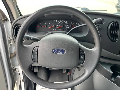 Used 2007 Ford E-350 and Econoline 350 XLT image 13