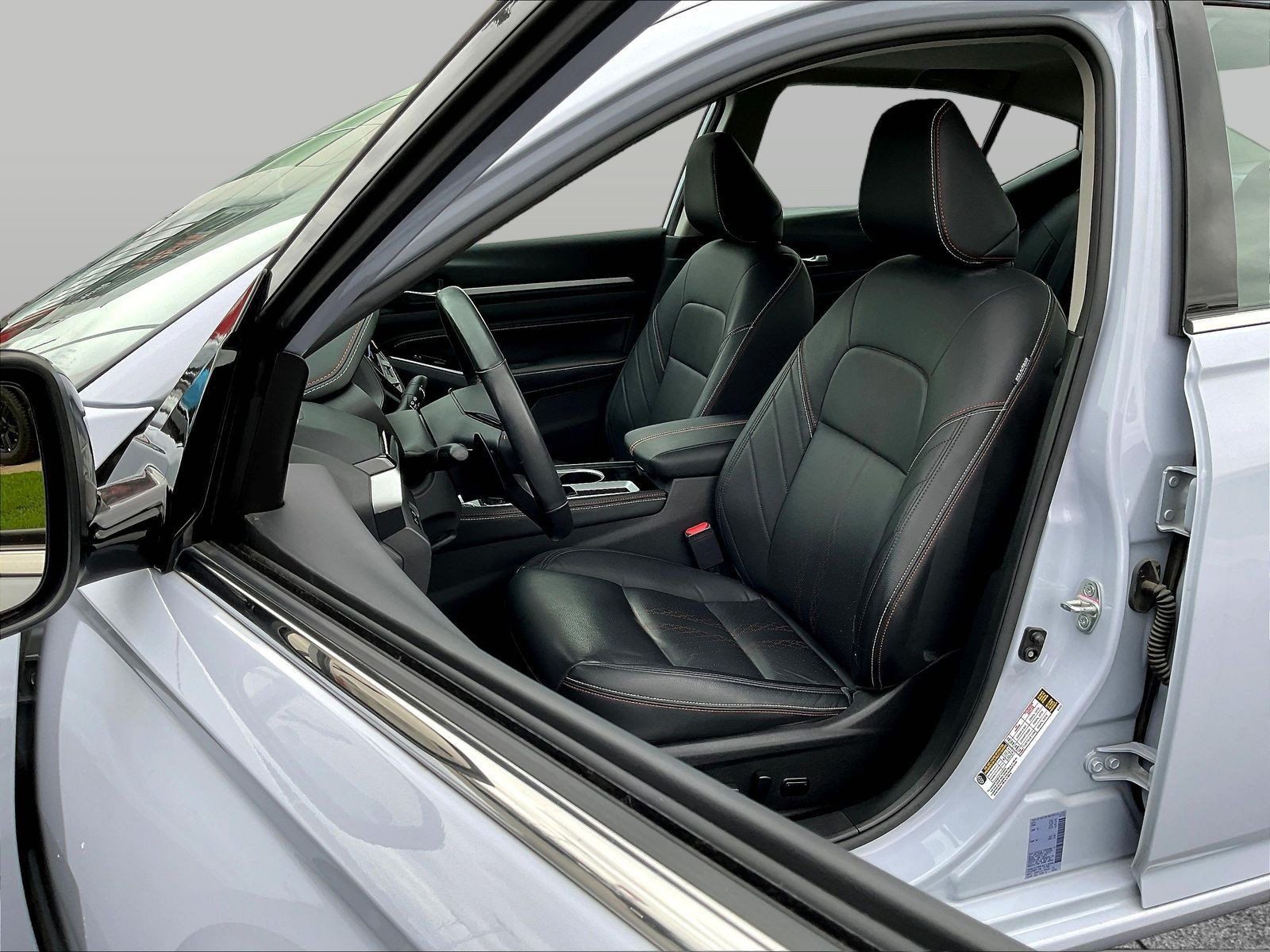 Certified 2023 Nissan Altima 2.5 SR w/ SR Premium Package FWD image 23