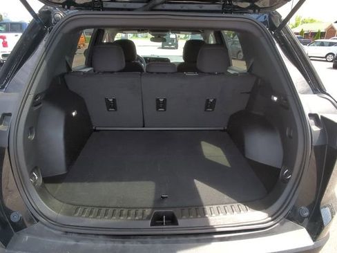Used 2026 Chevrolet Equinox LT AWD/4WD image 16