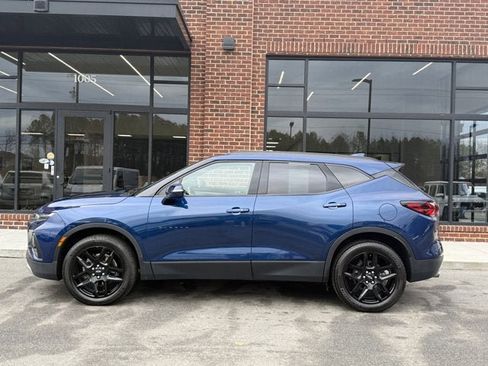 Used 2022 Chevrolet Blazer LT image 3