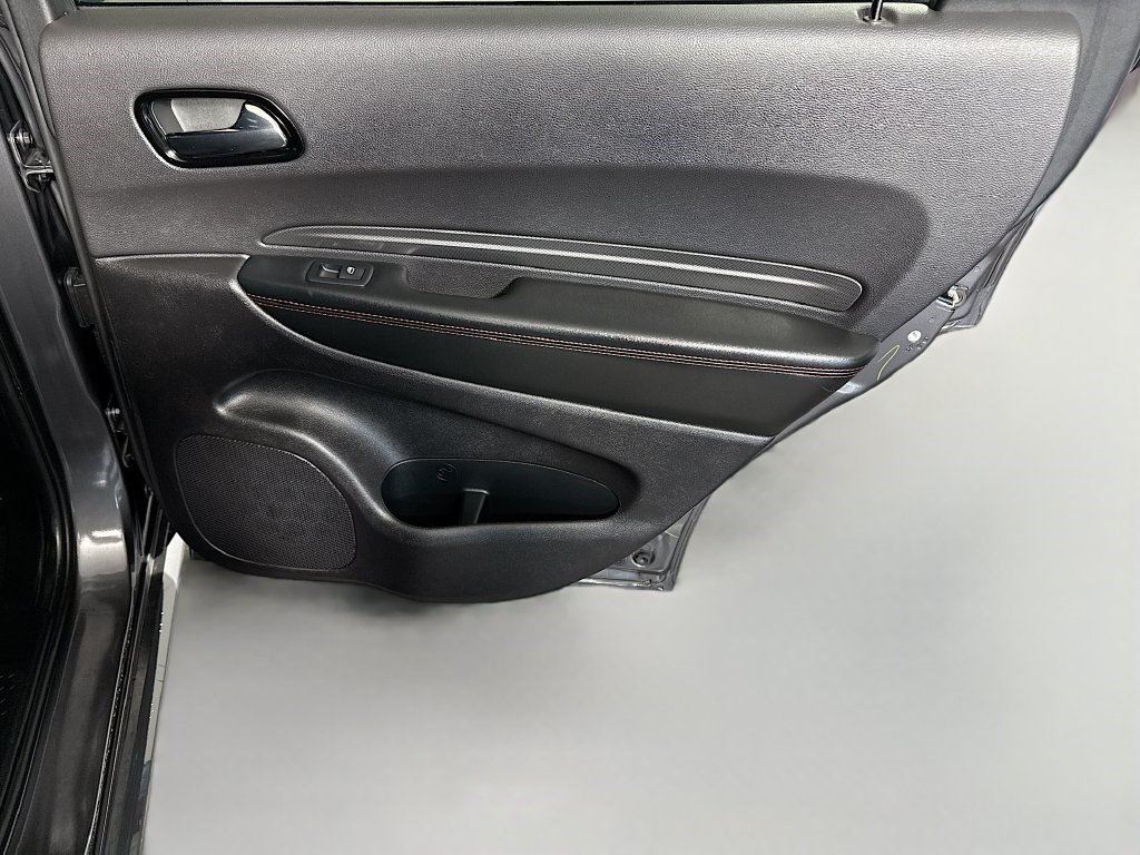 Used 2025 Dodge Durango GT RWD image 27
