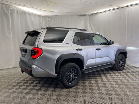 Used 2025 Toyota 4Runner SR5 image 3