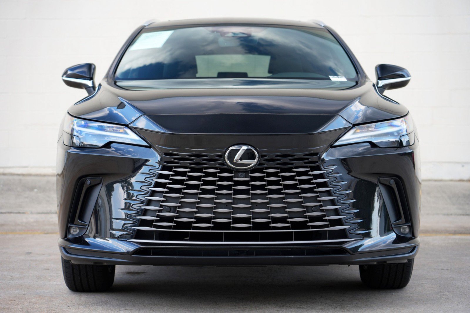 Used 2024 Lexus RX 350 FWD w/ Technology Package image 7
