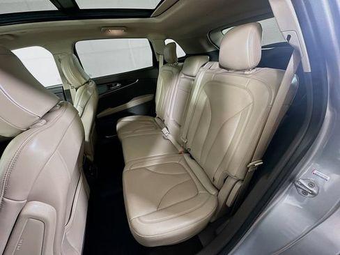 Certified 2022 Lincoln Nautilus Reserve AWD/4WD image 28