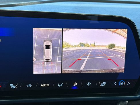 Used 2024 Chevrolet Equinox EV LT w/ LPO, All-Weather Mat Package AWD/4WD image 29